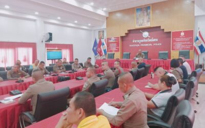 พล.ต.ต.ภิรมย์ สวนทอง ผบก.ภ.จว.ยโสธร มอบหมายให้ พ.ต.อ.อานุภาพ ผิวอ่อน รอง ผบก.ภ.จว.ยโสธร พร้อมด้วย พ.ต.อ.วีรพล เจริญวิศาล ผกก.ฝอ. ภ.จว.ยโสธร , พ.ต.อ.ธนกฤต อัฒจักร ผกก.(สอบสวน)กลุ่มงานสอบสวน ภ.จว.ยโสธร , พ.ต.อ.เทอดไทย เข็มทอง ผกก.(สอบสวน)กลุ่มงานสอบสวน ภ.จว.ยโสธร , พ.ต.อ.ภูมิ ทองโพธิ์ ผกก.สส.ภ.จว.ยโสธร , พ.ต.อ.ประสิทธิ์ เพชรรัตน์ ผกก.สภ.เมืองยโสธร , พ.ต.ท.หญิง อุบลพัฒนา มูลสาร รอง ผกก.ฝอ.ภ.จว.ยโสธร , พ.ต.ท.นิติพัฒน์ สิริปิติวัฒน์ รอง ผกก.สส.ภ.จว.ยโสธร , พ.ต.ท.อธิภัทร ดาทวี รอง ผกก.ป.สภ.เมืองยโสธร , ตำรวจทางหลวง , EOD , ฝ่ายอำนวยการ(สว.งาน 1-8) และเจ้าหน้าที่ที่เกี่ยวข้อง ร่วมประชุมซักซ้อมการรักษาความปลอดภัย และอำนวยความสะดวกด้านการจราจร นายพลากร สุวรรณรัฐ องคมนตรี และคณะ เนื่องในโอกาสติดตามและขับเคลื่อนโครงการอันเนื่องมาจากพระราชดำริ โครงการพัฒนาพื้นที่บริเวณหนองอึ่ง อันเนื่องมาจากพระราชดำริ ต.ค้อเหนือ อ.เมืองยโสธร จ.ยโสธร ในวันที่ 4 กรกฎาคม 2567