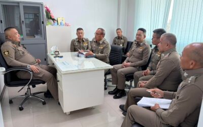 พล.ต.ต.ชูสวัสดิ์ จันทร์โรจนกิจ รอง ผบช.ภ.3 , พ.ต.อ.จริศักดิ์ แสนบัว รอง ผบก.(สอบสวน)กค.ภ.3 และคณะ ตรวจสำนวนการสอบสวนที่อยู่ระหว่างการสอบสวน ของ สภ.เมืองยโสธร สรุปผลการตรวจสำนวน และบรรยายให้ความรู้ข้อกฎหมายที่เกี่ยวข้อง แก่พนักงานสอบสวนในสังกัด