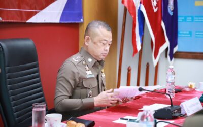 พล.ต.ต.ภิรมย์ สวนทอง ผบก.ภ.จว.ยโสธร พร้อมด้วย พ.ต.อ.เศวก โพนทัน รอง ผบก.ภ.จว.ยโสธร, พ.ต.อ.สานิตย์ ไชยสถิตย์ รอง ผบก.ภ.จว.ยโสธร, พ.ต.อ.ภูมิ ทองโพธิ์ ผกก.สส.ภ.จว.ยโสธร, พ.ต.อ.ณฐพงศ์ แก้วเหลา ผกก.(สอบสวน)กลุ่มงานสอบสวน ภ.จว.ยโสธร, พ.ต.อ.เทอดไทย เข็มทอง ผกก.(สอบสวน)กลุ่มงานสอบสวน ภ.จว.ยโสธร, หน.สภ.ในสังกัด ณ ที่ตั้งหน่วย และ ข้าราชการตำรวจ ฝอ.ภ.จว.ยโสธร ร่วมประชุมทางไกลผ่านจอภาพ (Video Conference) เรื่องการประชุมบริหารสำนักงานตำรวจแห่งชาติ ครั้งที่ 1 / 2569